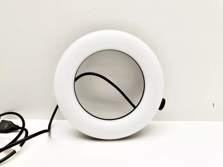 EVATOST LAMPA PIERŚCIENIOWA DO LAPTOPA, KOMPUTERA LED F-601B