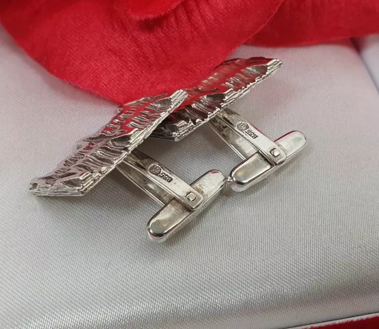PIĘKNE SREBRNE SPINKI DO MANKIETÓW PRÓBA 835 WAGA 16,39 G 2,5 X 1,7 CM