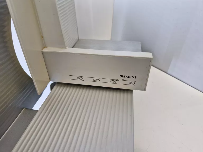 KRAJALNICA SIEMENS MS 75002 130W