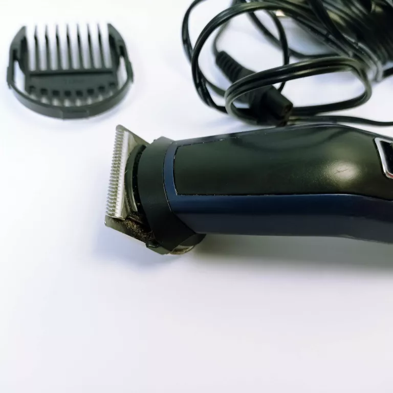 MASZYNKA TRYMER BABYLISS MEN + KONCÓWKA