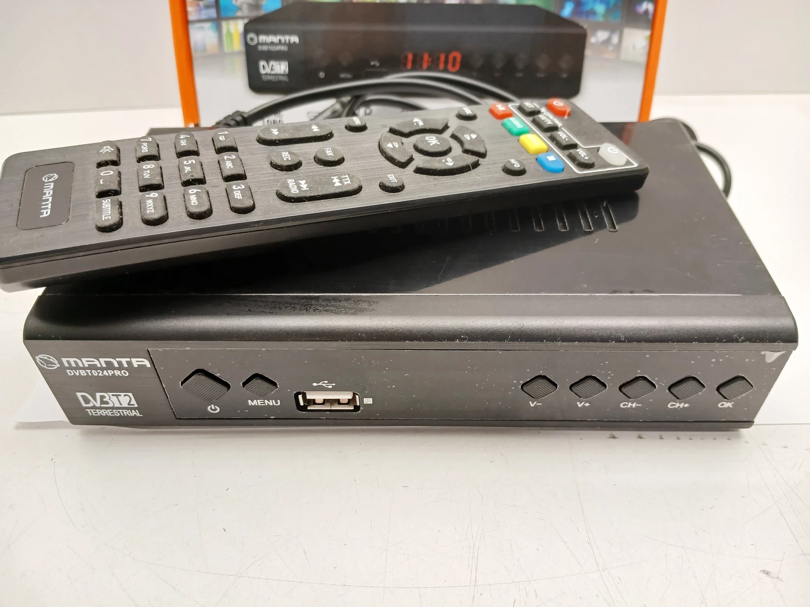 dekoder-tuner-telewizyjny-manta-dvbt024pro-dvbt2hevc-h265-usb-hdmi-ean-gtin-5902510676773