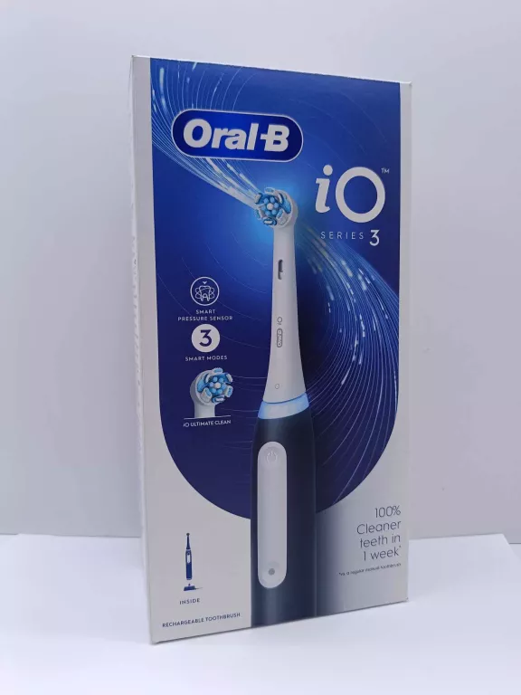 SZCZOTECZKA MAGNETYCZNA ORAL-B IO3