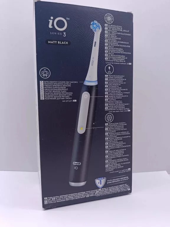 SZCZOTECZKA MAGNETYCZNA ORAL-B IO3