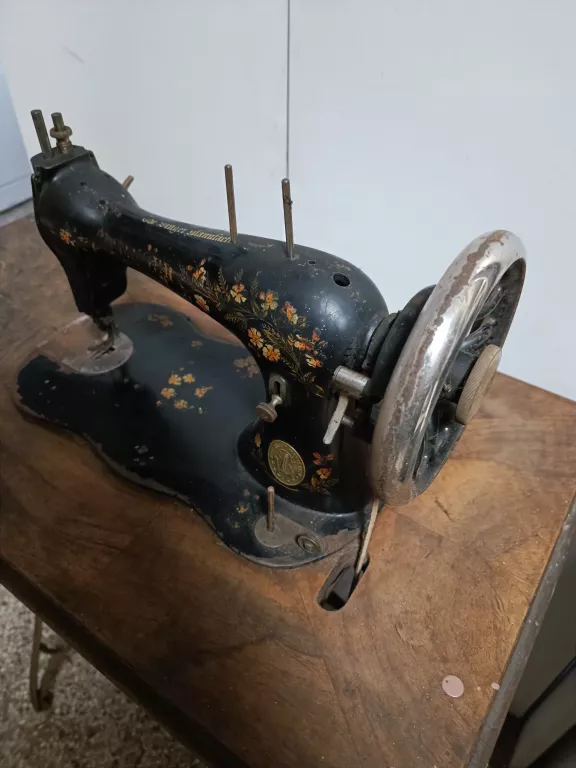 maszyna-do-szycia-singer-ze-stolem-bronowicka-80-krakow