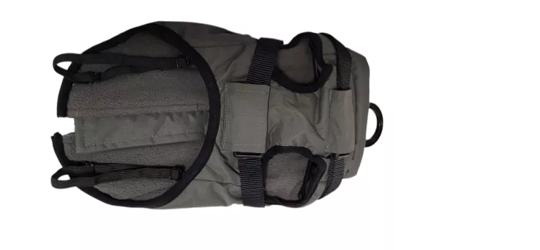 PŁASZCZ DLA PSA BEEZTEES Z SZELKAMI HARNESS MILO GREY 24