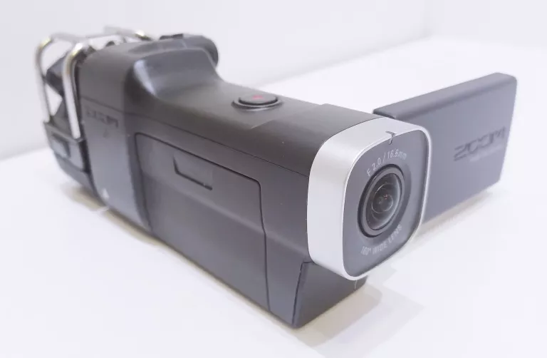 WIDEOREJESTRATOR ZOOM Q8 HANDY VIDEO RECORDER HD (LIVE STREAMING)