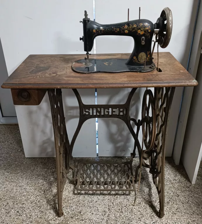 maszyna-do-szycia-singer-ze-stolem-bronowicka-80-krakow