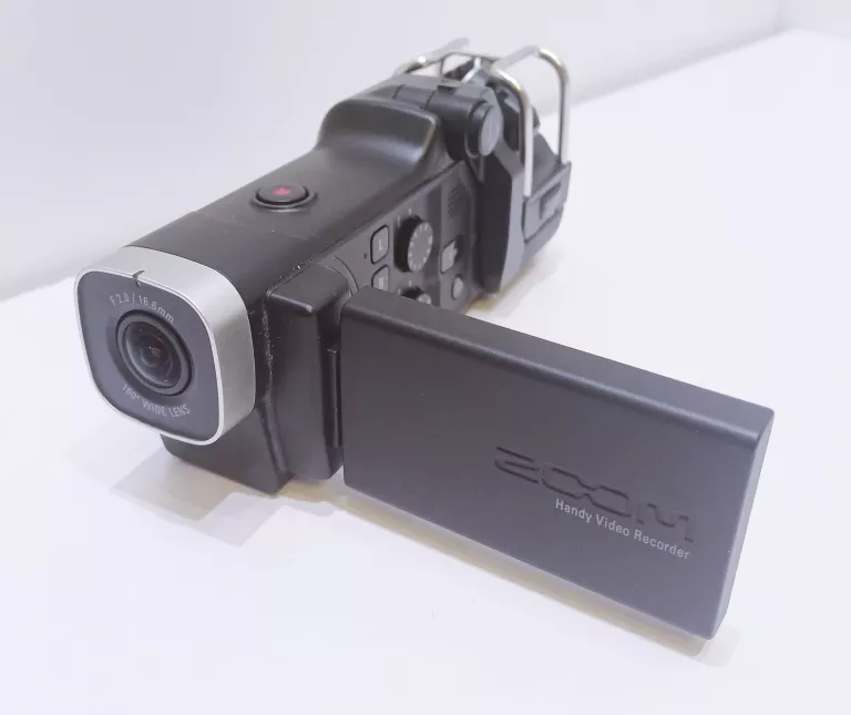 WIDEOREJESTRATOR ZOOM Q8 HANDY VIDEO RECORDER HD (LIVE STREAMING)
