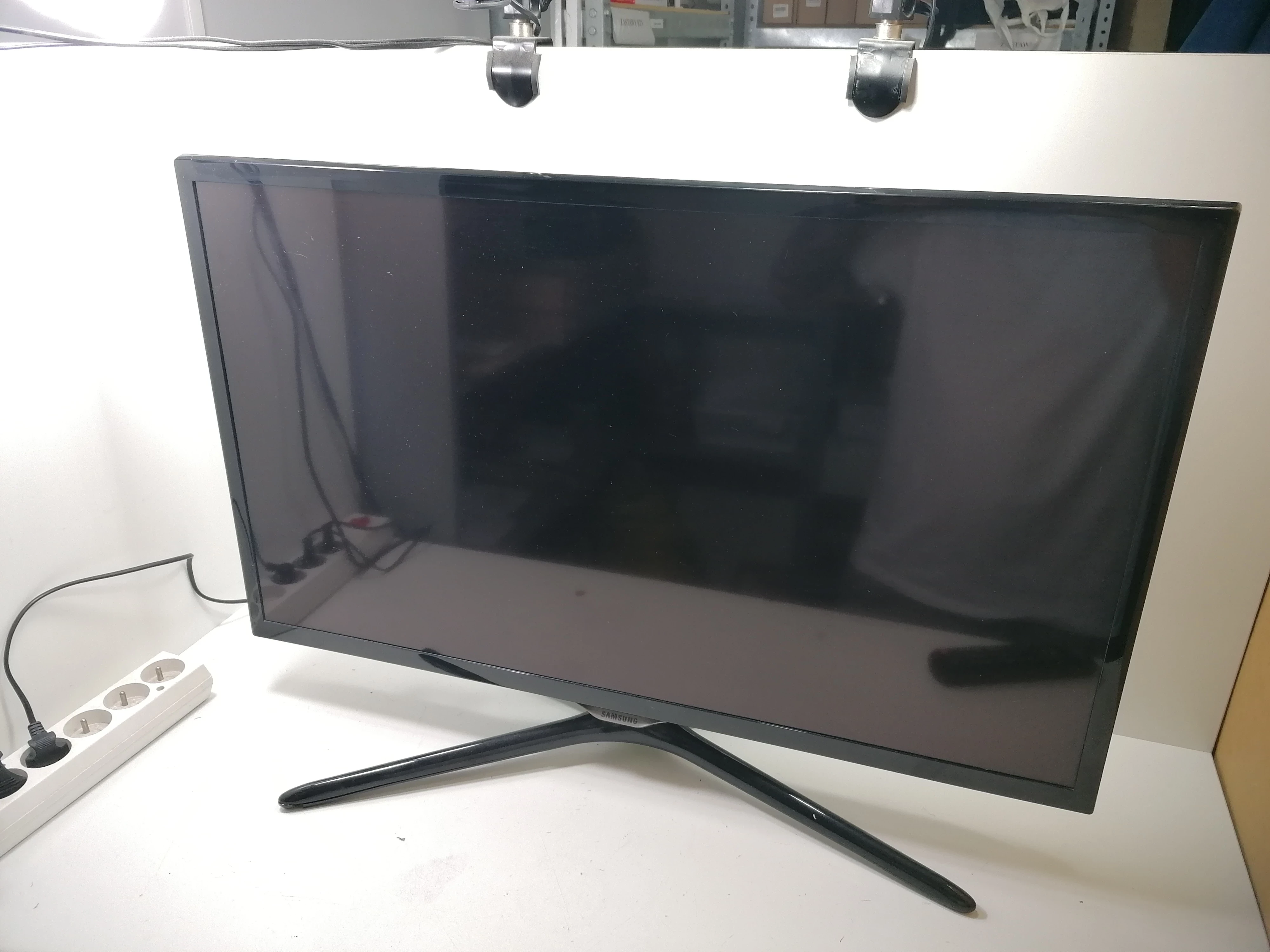 telewizor-samsung-ue32j5100aw-stan-11323-2