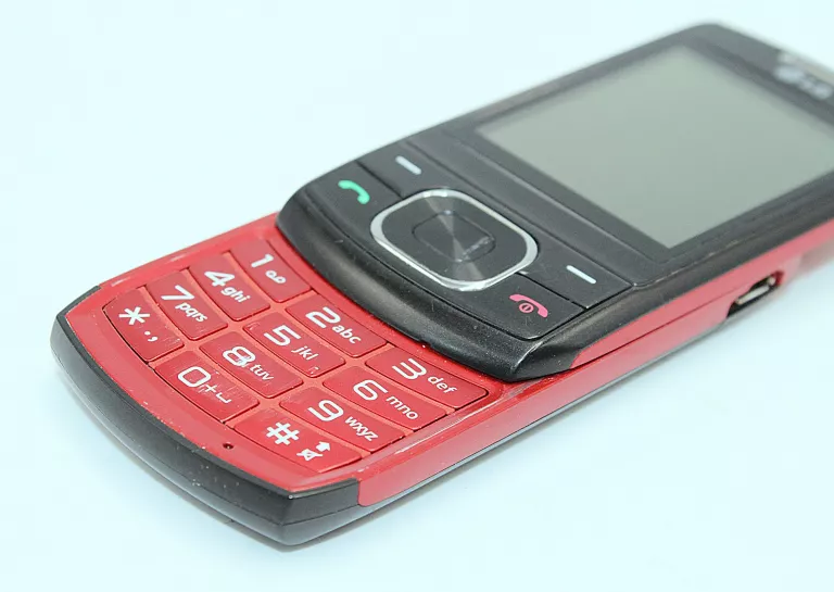 TELEFON  KLAWISZOWY LG GU230 CZERWONY