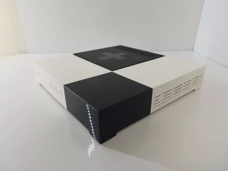 DEKODER TUNER SATELITARNY SAGEMCOM DSIW74