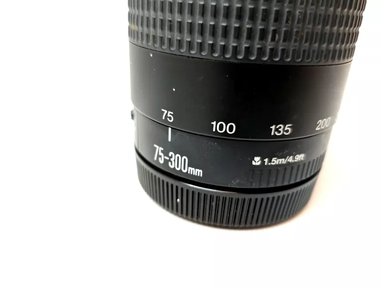 OBIEKTYW CANON 75-300MM 1:4-5,6 III