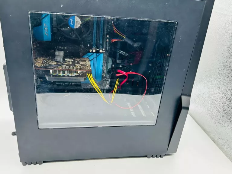 KOMPUTER PC I5-4GEN 4GB RAM 240SSD 500+160GB HDD / GTX 660 2GB / STAN DB
