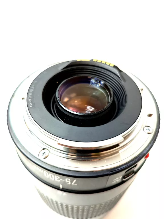 OBIEKTYW CANON 75-300MM 1:4-5,6 III