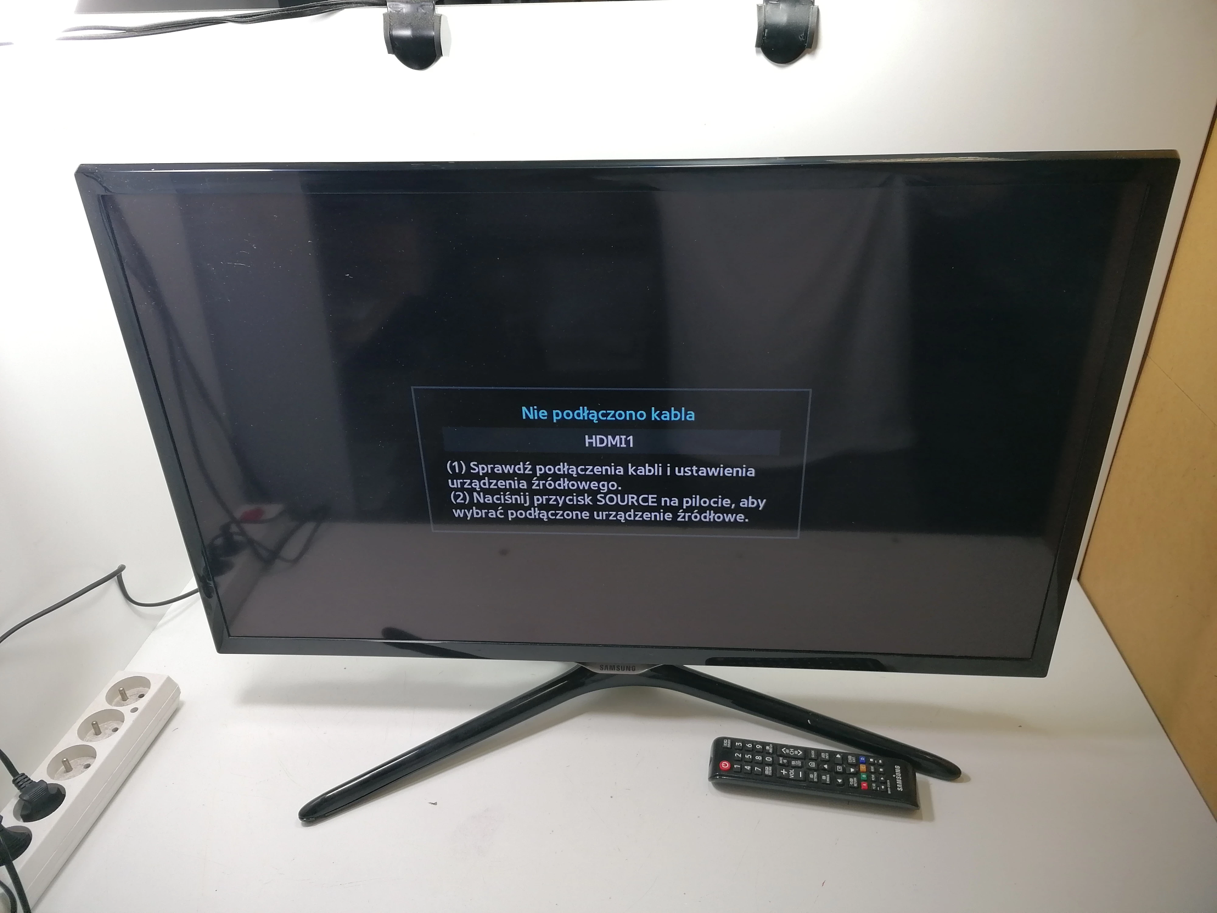 telewizor-samsung-ue32j5100aw-ean-gtin-8806086891073