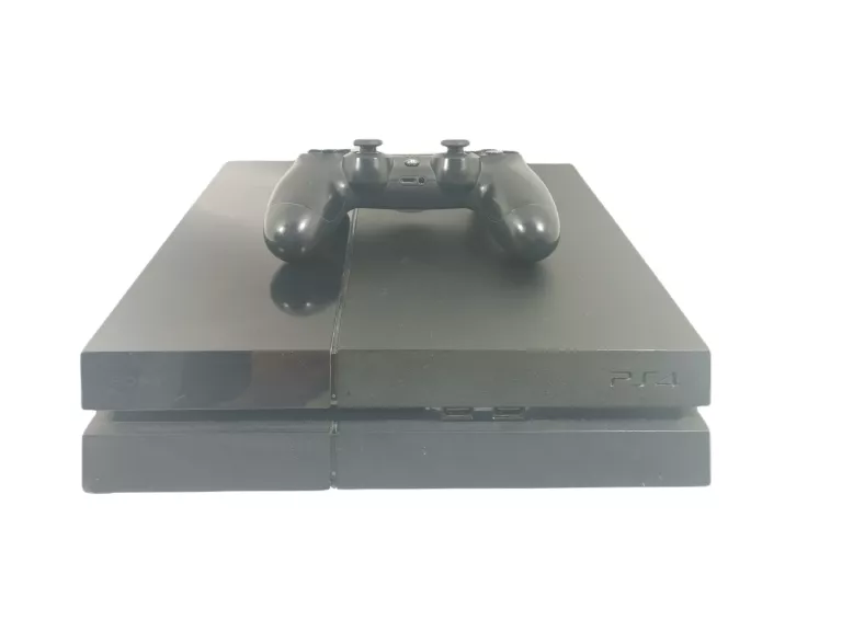 KONSOLA PS4 + PAD