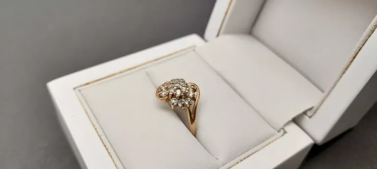 ladny-zloty-pierscionek-r15-p-585-kamien-17088-128