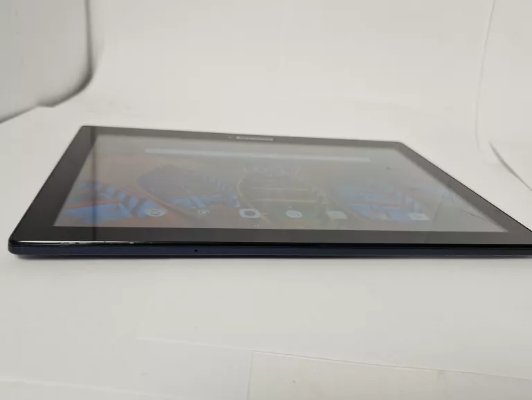 TABLET LENOVO TAB 2 A10-70L- PĘKNIĘCIE NA WYŚWIETLACZU-