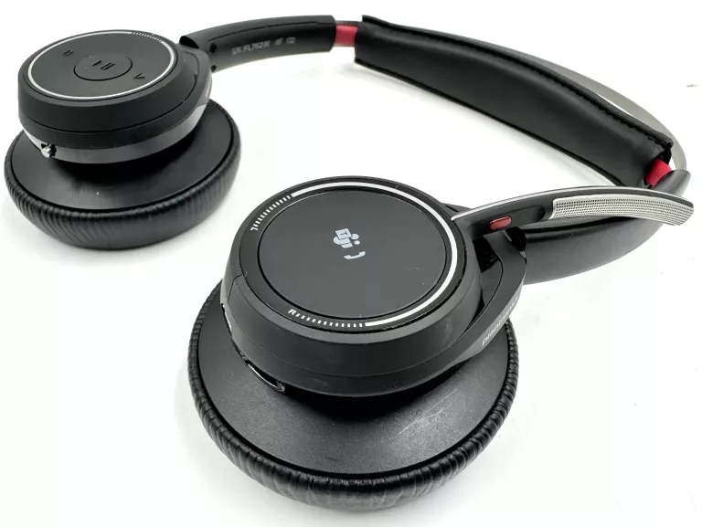 PLANTRONICS VOYAGER FOCUS B825-M + KABEL MICROUSB + ETUI
