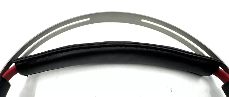 PLANTRONICS VOYAGER FOCUS B825-M + KABEL MICROUSB + ETUI