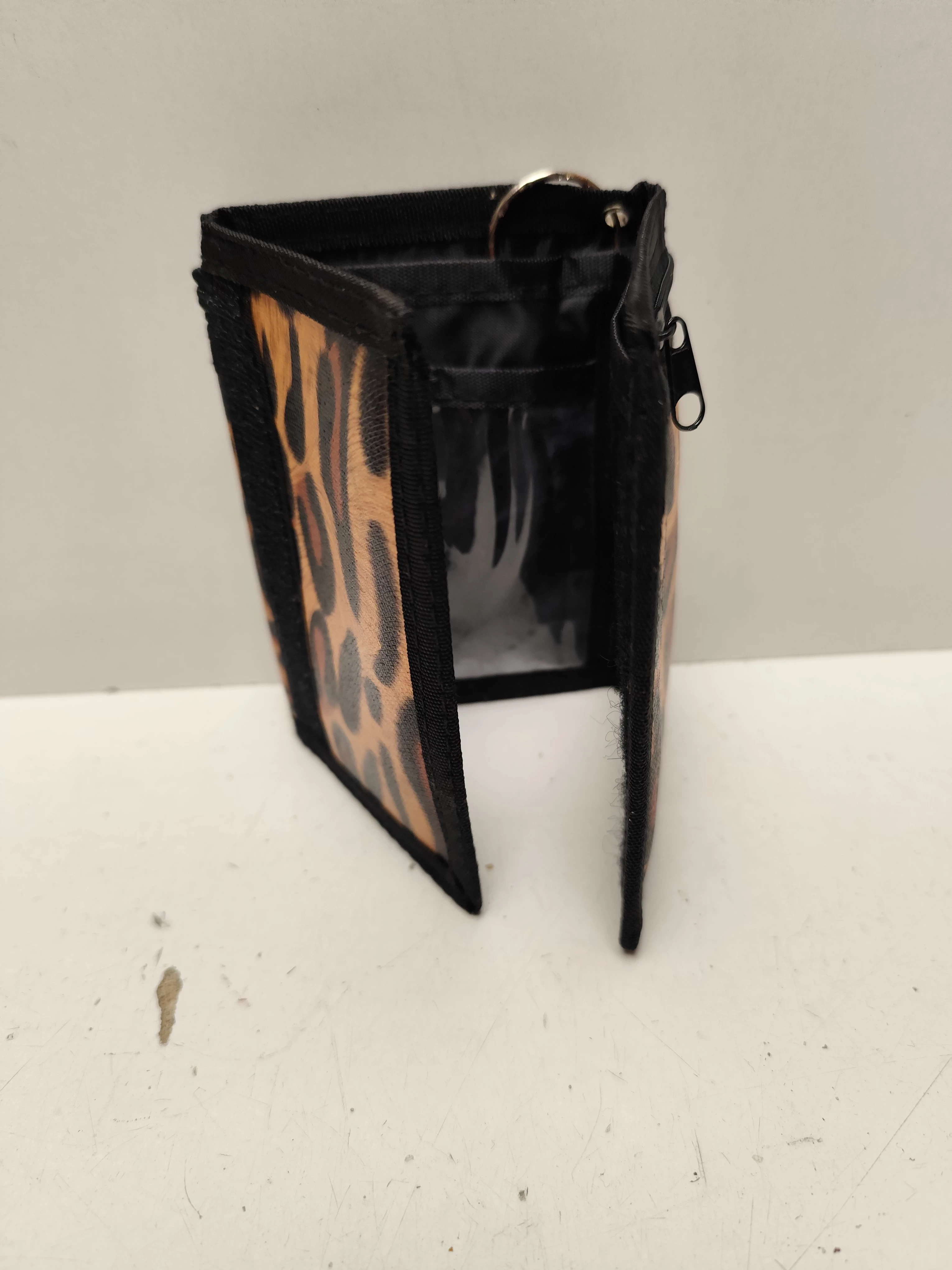 portfel-materialowy-panterka-rodzaj-203965-218705