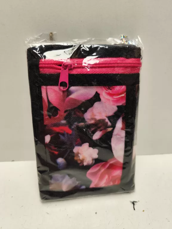 portfel-materialowy-rozowe-kwiaty-ean-gtin-5905544330017