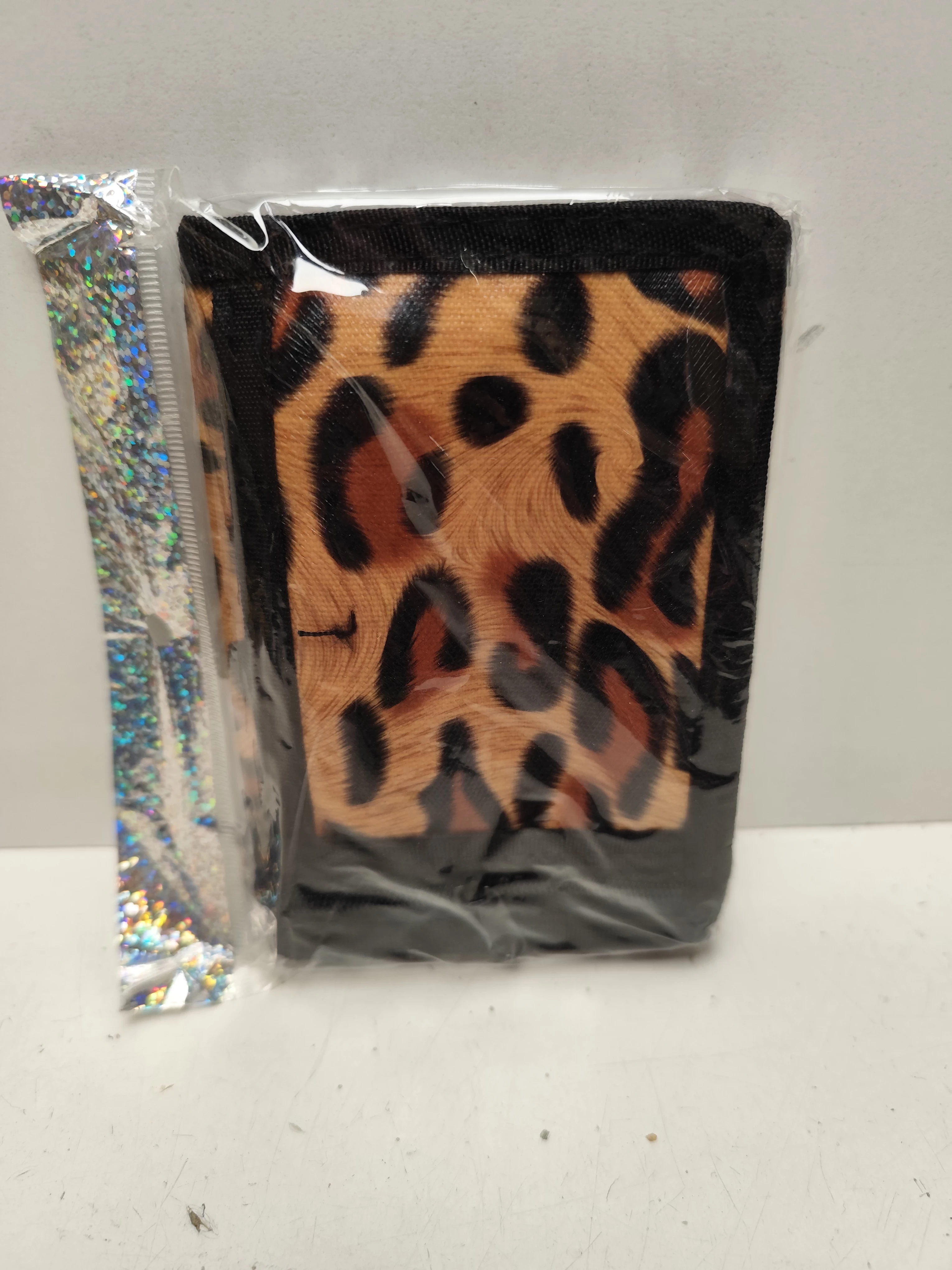 portfel-materialowy-panterka-ean-gtin-5905544330017