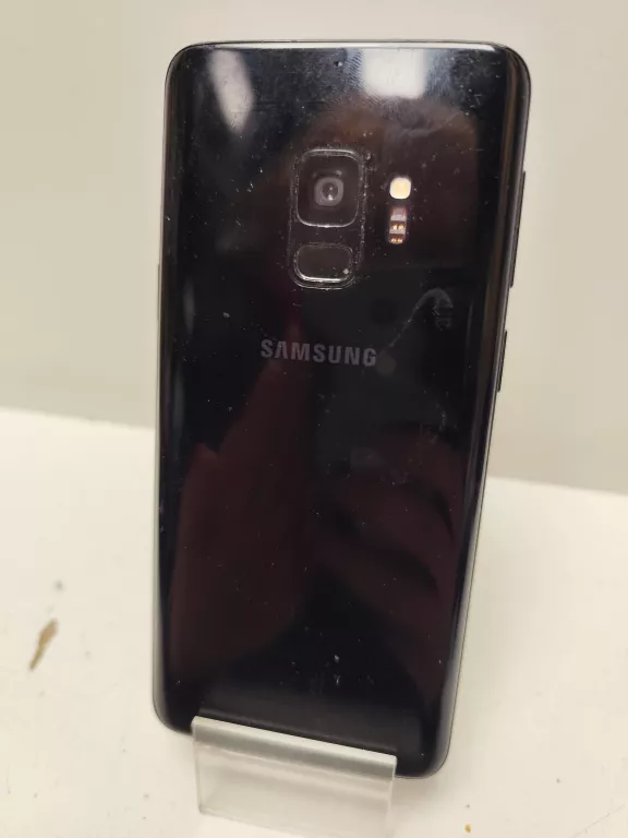 TELEFON  SAMSUNG GALAXY S9 4/64GB PĘKNIĘTY EKRAN