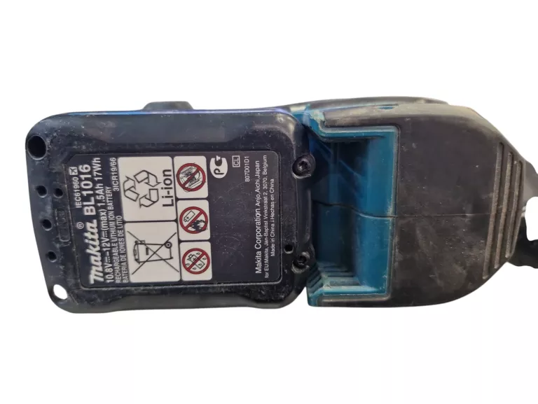 MŁOTOWIERTARKA MAKITA HR166D