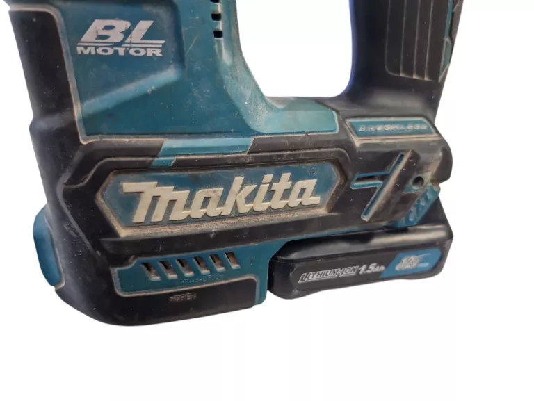 MŁOTOWIERTARKA MAKITA HR166D
