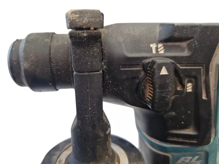 MŁOTOWIERTARKA MAKITA HR166D