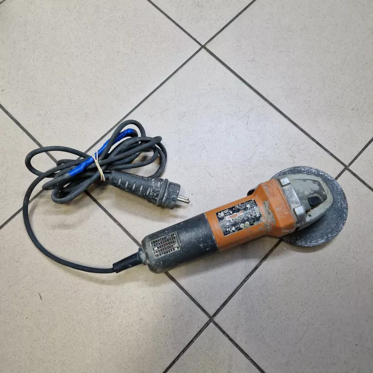 SZLIFIERKA KĄTOWA AEG 6-125 700W