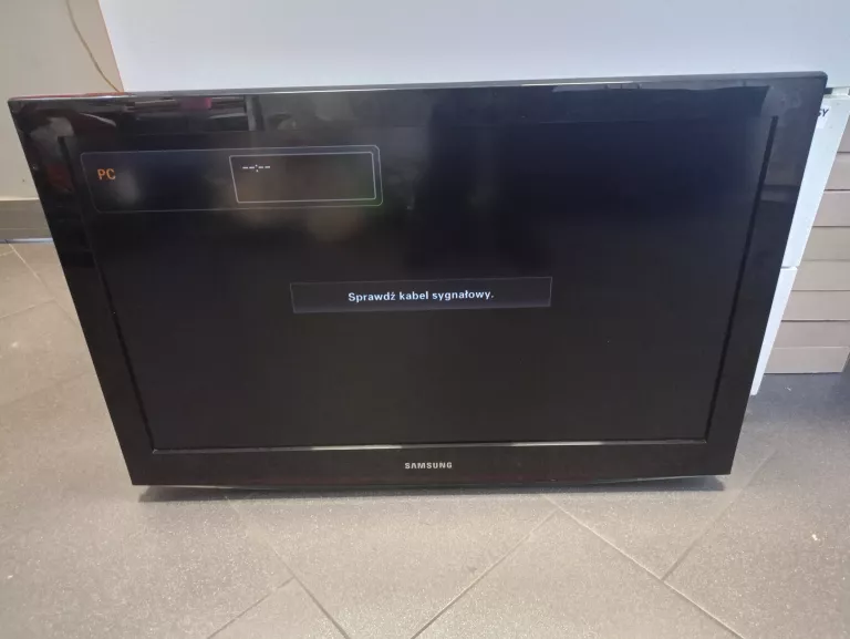 TELEWIZOR LCD SAMSUNG LE32C450E1 32" HD READY CZARNY