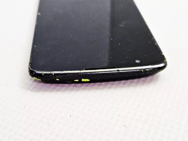 TELEFON LG K8 LTE SAM ETUI