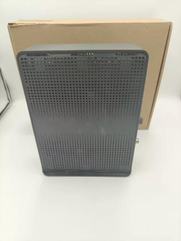 ROUTER TECHNICOLOR CGA4236TCH1 PUDEŁKO