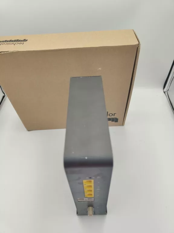 ROUTER TECHNICOLOR CGA4236TCH1 PUDEŁKO