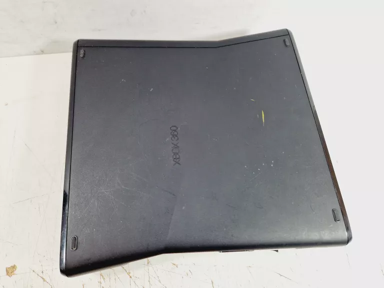 KONSOLA MICROSOFT XBOX 360 SLIM | 4GB | PAD | KINECT | 2 GRY ! ! OPIS ! !