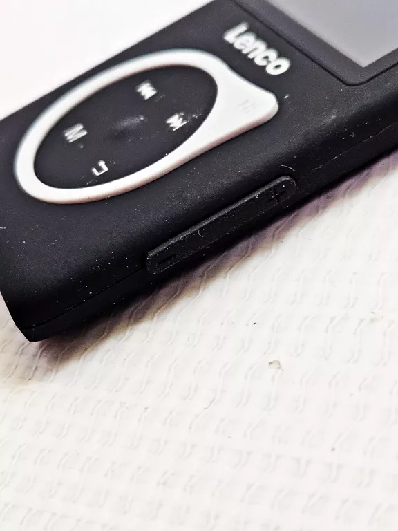 ODTWARZACZ MP3/MP4 LENCO XEMIO-768