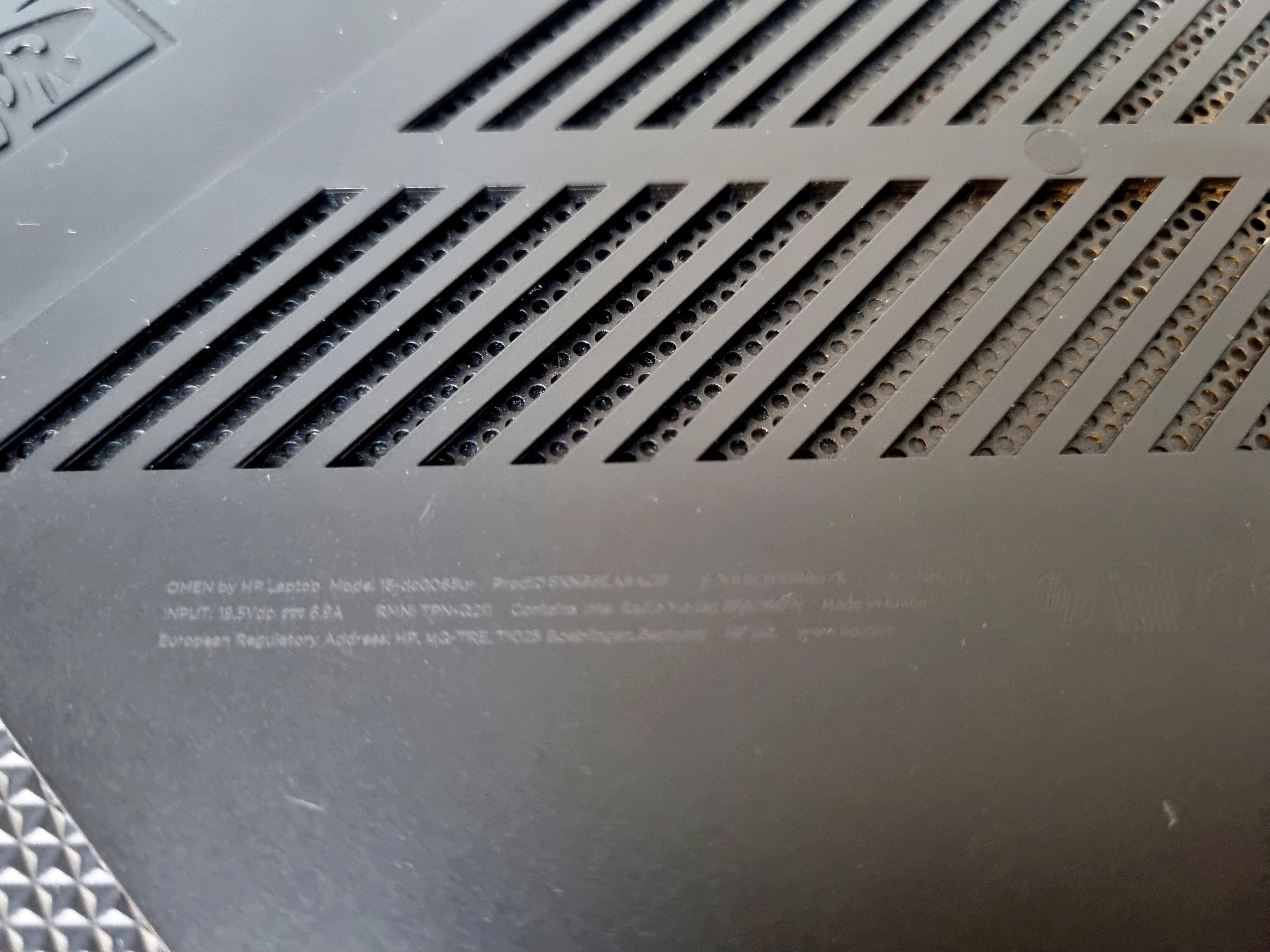 laptop-hp-omen-gtx1050-intel-core-i5-8300h-230-ghz-8gb-ram-1tb-dy-rodzaj-karty-graficznej-1234-2