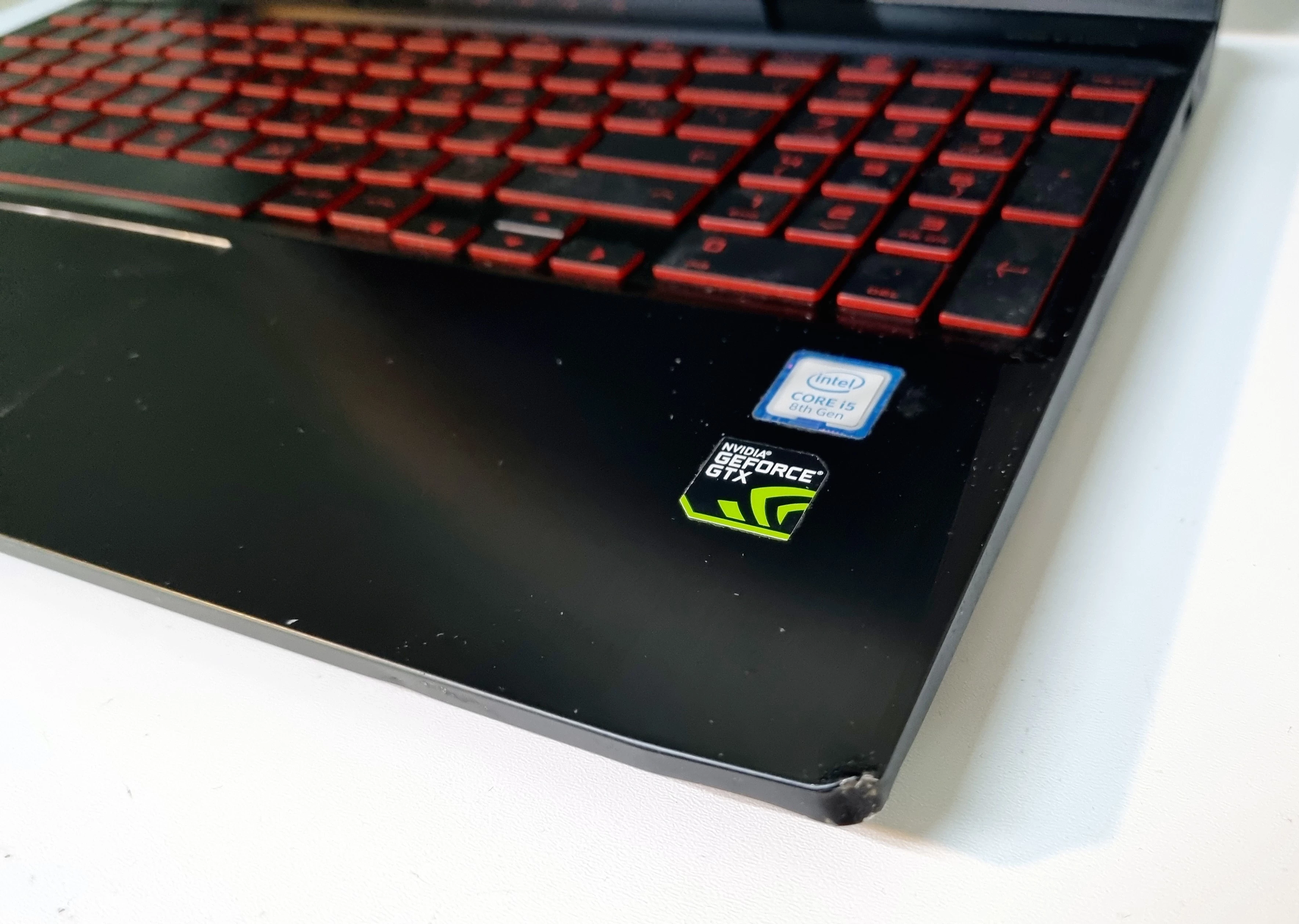 laptop-hp-omen-gtx1050-intel-core-i5-8300h-230-ghz-8gb-ram-1tb-dy-rozdzielczosc-px-4474-211457