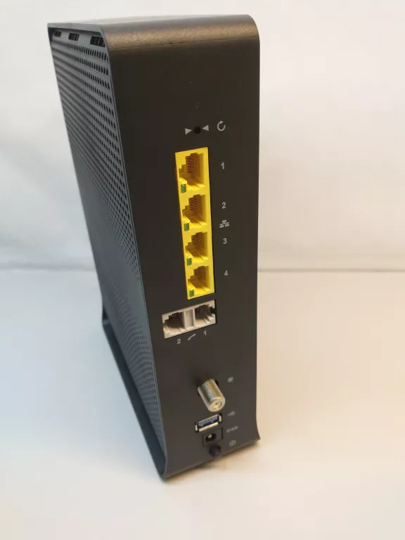 ROUTER TECHNICOLOR CGA4236TCH1