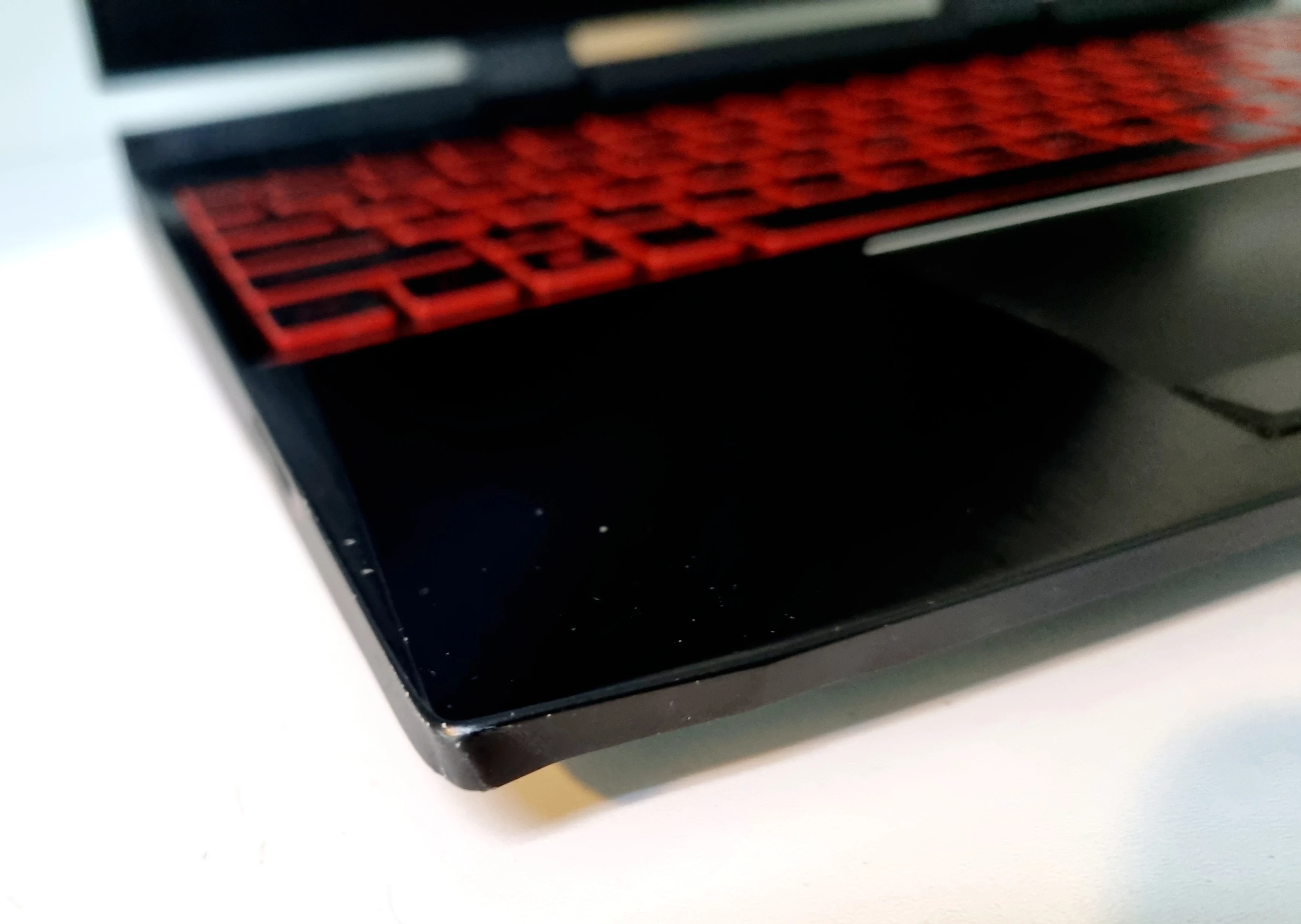 laptop-hp-omen-gtx1050-intel-core-i5-8300h-230-ghz-8gb-ram-1tb-dy-seria-procesora-4366-20