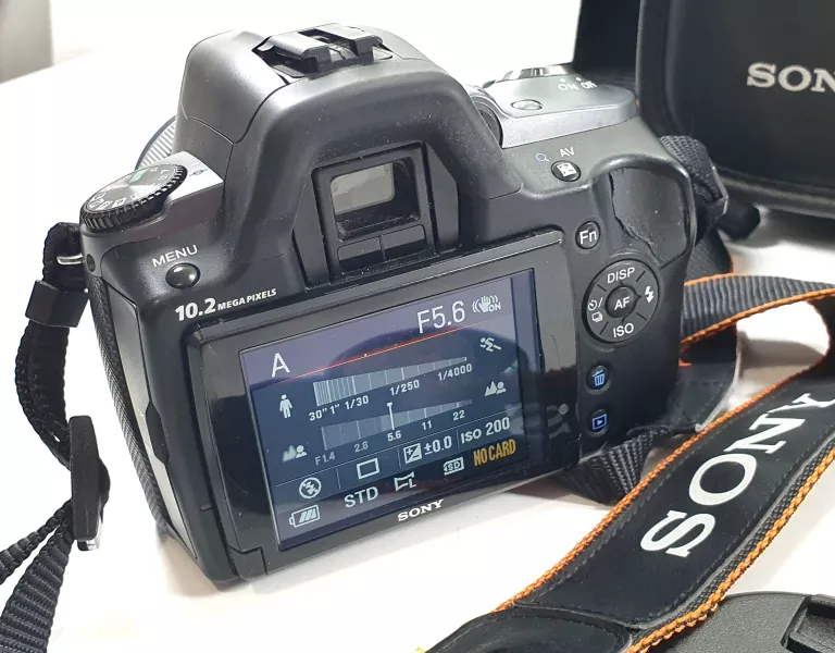 APARAT SONY DSLR- A300+ OBIEKTYW 18-55MM Z POKROWCEM