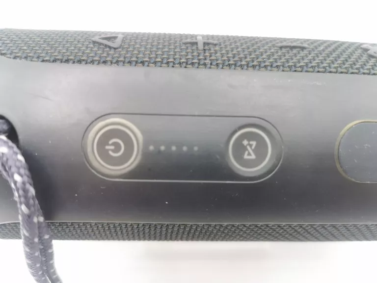 GŁOŚŃIK JBL FLIP4 USZKODZONE BASY WYŁACZA SIE