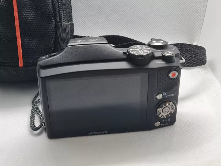 APARAT CYFROWY OLYMPUS SZ-31MR
