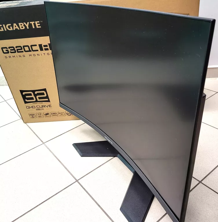 MONITOR 32'' GIGABYTE G32QC + ZASILACZ+ PUDEŁKO