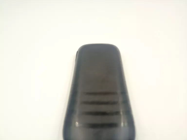 TELEFON SAMSUNG GT-E1200R + ŁADOWARKA
