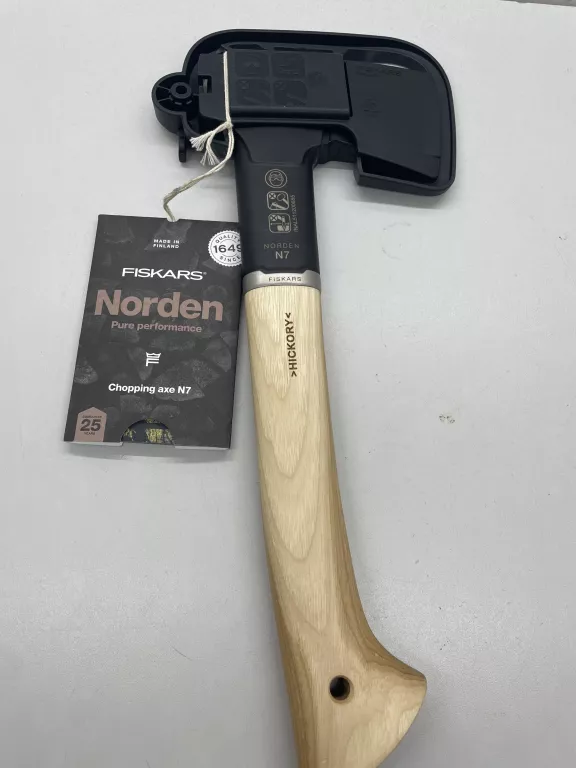 SIEKIERA FISKARS NORDEN N7
