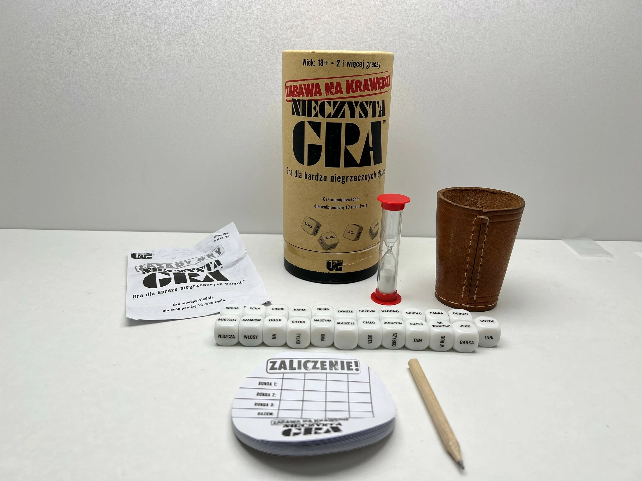 gra-planszowa-nieczysta-gra-zabawa-na-krawedzi-komplet-nazwa-nieczysta-gra