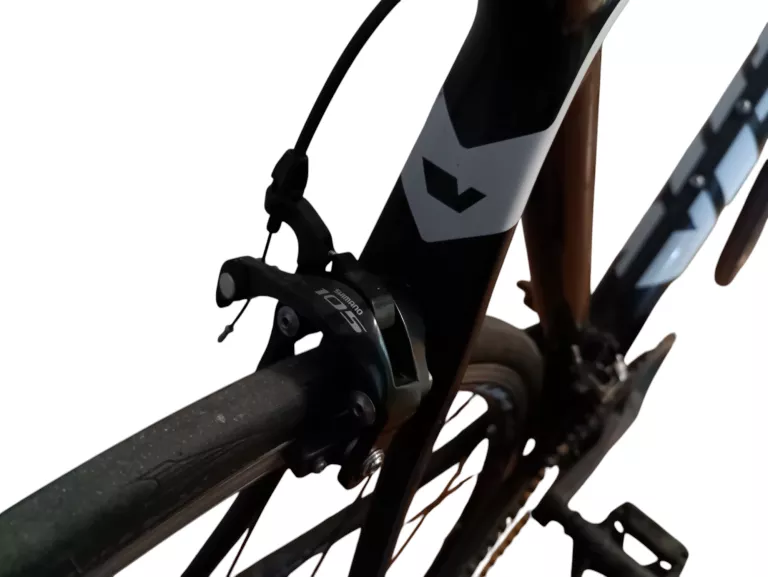 CAŁKOWICIE KARBONOWY ROWER VITUS VENON 28''